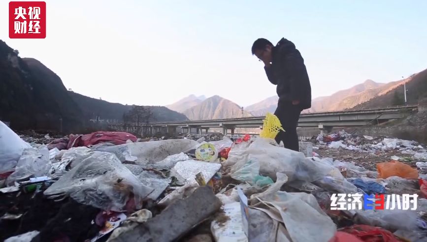 被染綠的黃河支流周晉峰接受央視采訪：排污—挖砂—垃圾…黃河治理需要生態文明(圖12)