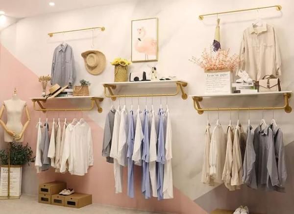 服裝店如何掛版才能讓衣服顯得好看?(圖1) 服裝店如何掛版才能讓衣服顯得好看?(圖1)