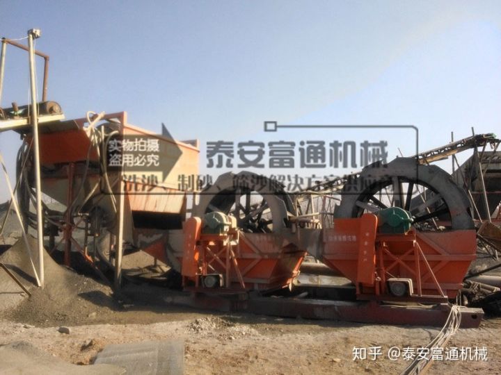 江西一條完整的機制砂生產線成套設備有哪些?(圖1) 江西一條完整的機制砂生產線成套設備有哪些?(圖1)