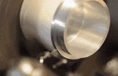 你知道破碎設(shè)備是怎么加工出來的嗎?一組直觀動圖帶你了解!(圖1) 你知道破碎設(shè)備是怎么加工出來的嗎?一組直觀動圖帶你了解!(圖1)