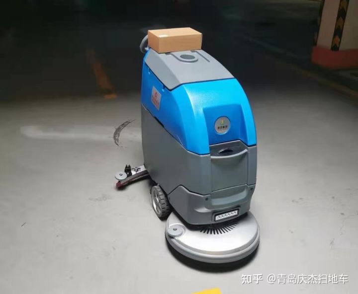 為什么很多人購買二手洗地機？選擇二手洗地機注意什么？(圖1)