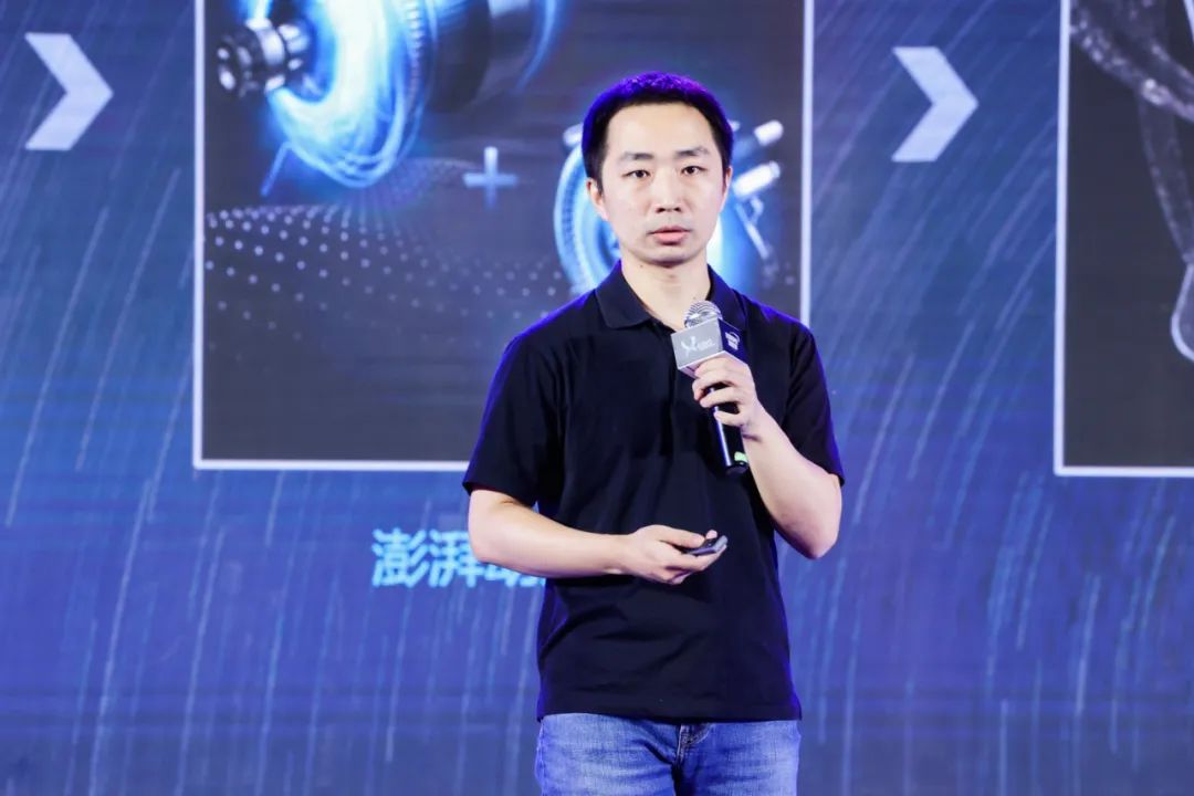 萬向噴淋無死角深度清潔，美的樹立洗碗機行業新標桿(圖1)