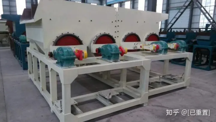 鉭鈮礦洗礦機(jī)械鉭鈮礦洗礦設(shè)備(圖3) 鉭鈮礦洗礦機(jī)械鉭鈮礦洗礦設(shè)備(圖3)