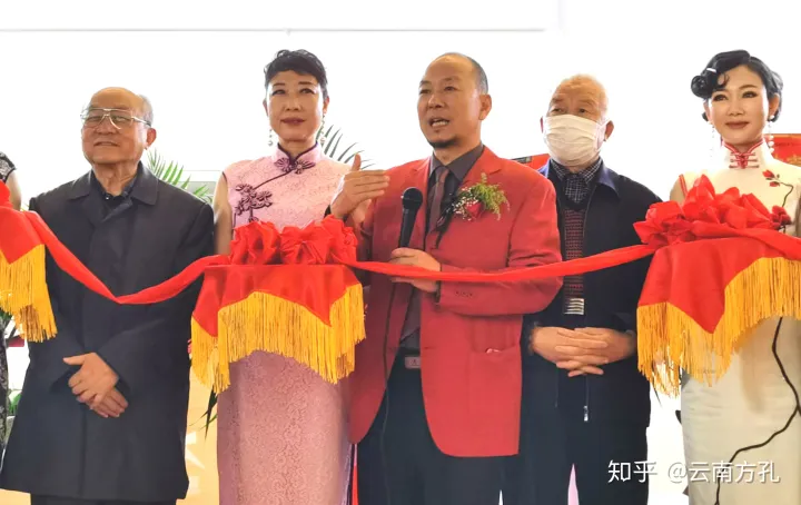 中國昆明藝術中心暨曹雄藝術館落成開館(圖3) 中國昆明藝術中心暨曹雄藝術館落成開館(圖3)