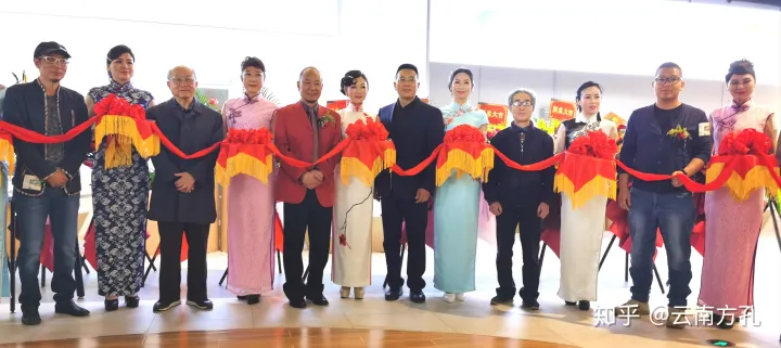 中國昆明藝術中心暨曹雄藝術館落成開館(圖2) 中國昆明藝術中心暨曹雄藝術館落成開館(圖2)