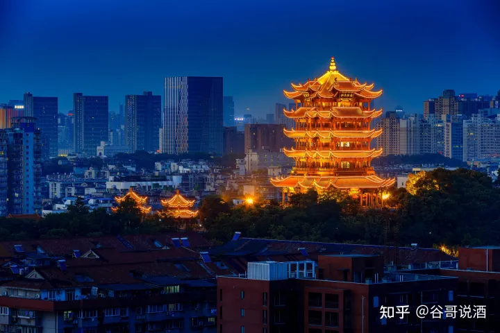 2022年白酒推薦：湖北有什么好酒？湖北省白酒排名及選購指南，性價比高的大品牌經典酒，好喝不貴的純糧食酒，送岳父送長輩，自飲禮品收藏必備（包含黃鶴樓、稻花香、西陵特曲、枝江大曲、白云邊等）(圖3)