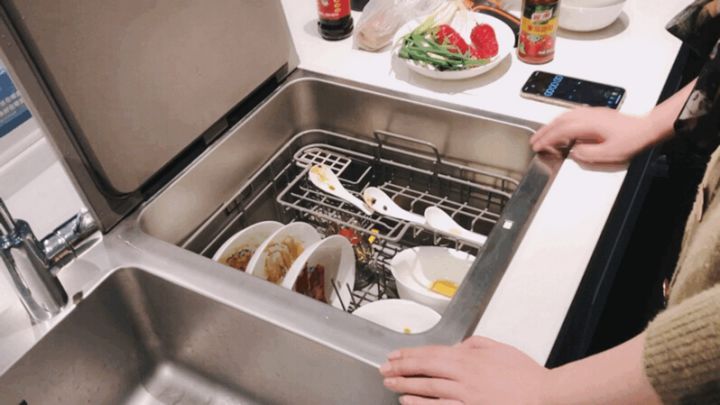 為什么老年人都不用洗碗機、烘干機？是不好用，還是“觀念問題”(圖7)
