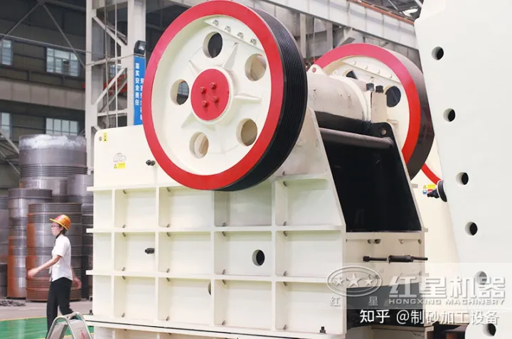 建一個石英砂廠需要多少錢?都會用到哪些制砂設備?C10(圖1) 建一個石英砂廠需要多少錢?都會用到哪些制砂設備?C10(圖1)