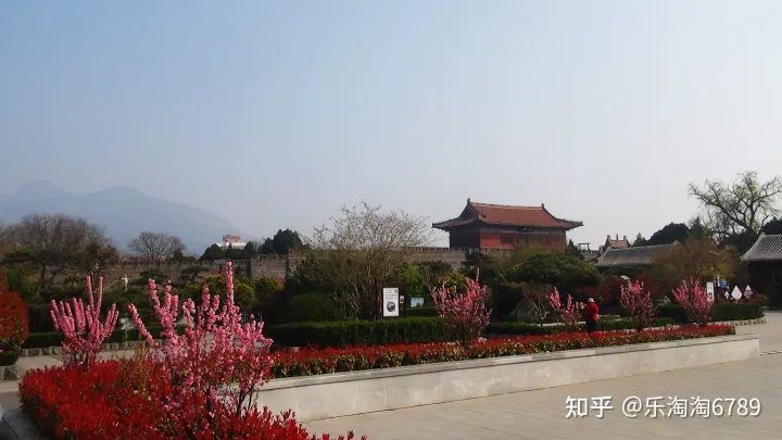 泰安:它是最古老街道之一,里面曾是豪宅林立,住著達(dá)官貴人,現(xiàn)僅存一處別樣景觀!(圖9) 泰安:它是最古老街道之一,里面曾是豪宅林立,住著達(dá)官貴人,現(xiàn)僅存一處別樣景觀!(圖9)