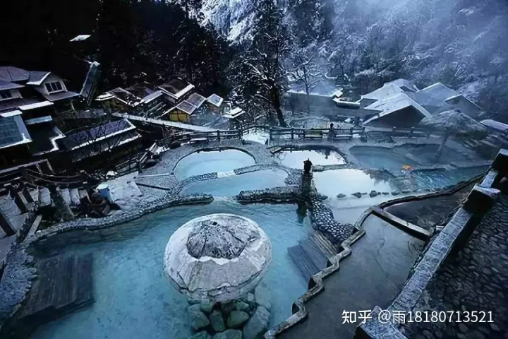 【收藏】四川溫泉旅游大全,四川十大溫泉,四川泡溫泉去哪里?四川溫泉度假村有哪些?四川冬季泡溫泉的好去處好地方在哪里?泡溫泉的注意事項有哪些?(圖2) 【收藏】四川溫泉旅游大全,四川十大溫泉,四川泡溫泉去哪里?四川溫泉度假村有哪些?四川冬季泡溫泉的好去處好地方在哪里?泡溫泉的注意事項有哪些?(圖2)