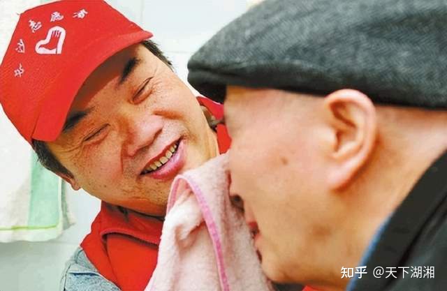 “我們沒有忘記你!”長沙愛心市民慰問金牌義工王富成(圖33) “我們沒有忘記你!”長沙愛心市民慰問金牌義工王富成(圖33)