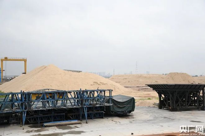 快訊(4.21)中國建材去年賣出砂石料5238萬噸；海外一陶瓷廠遭遇打砸！(圖2)