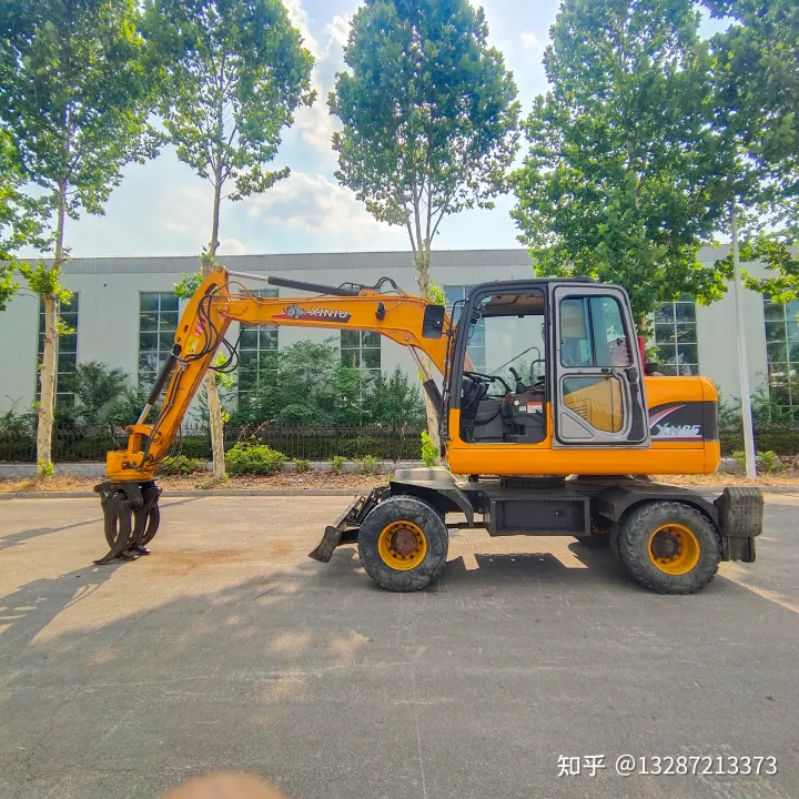 犀牛85型號(hào)二手輪式抓木機(jī)圖片旋轉(zhuǎn)裝載機(jī)炮頭機(jī)棉花夾抓按樹(shù)抓樹(shù)根挖挖機(jī)抓竹子便宜抓垃圾個(gè)人一手抓石頭抓棉花抓秸稈抓鋼機(jī)圖片抓草垛抓顆粒設(shè)備(圖2) 犀牛85型號(hào)二手輪式抓木機(jī)圖片旋轉(zhuǎn)裝載機(jī)炮頭機(jī)棉花夾抓按樹(shù)抓樹(shù)根挖挖機(jī)抓竹子便宜抓垃圾個(gè)人一手抓石頭抓棉花抓秸稈抓鋼機(jī)圖片抓草垛抓顆粒設(shè)備(圖2)