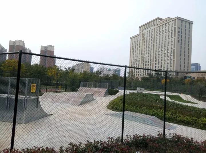 鄭州最好公園!大人能跑步,小孩能玩沙,設備全進口,不收門票!(圖12) 鄭州最好公園!大人能跑步,小孩能玩沙,設備全進口,不收門票!(圖12)