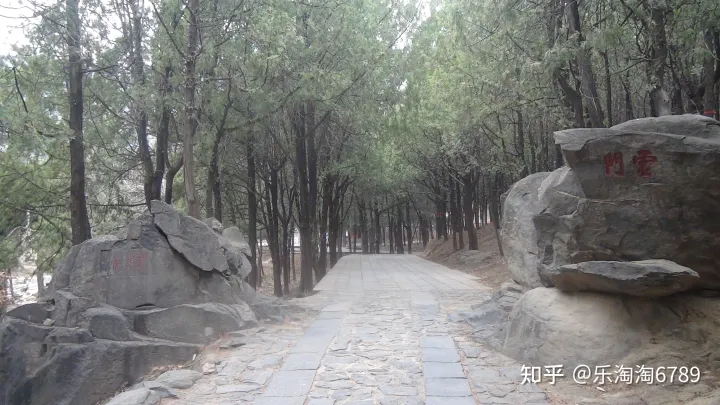 泰安一條街道,首有著名景點,尾有繁華夜市,低調卻有頂尖美食,內有一建筑承載了幾代人的記憶!(圖9) 泰安一條街道,首有著名景點,尾有繁華夜市,低調卻有頂尖美食,內有一建筑承載了幾代人的記憶!(圖9)