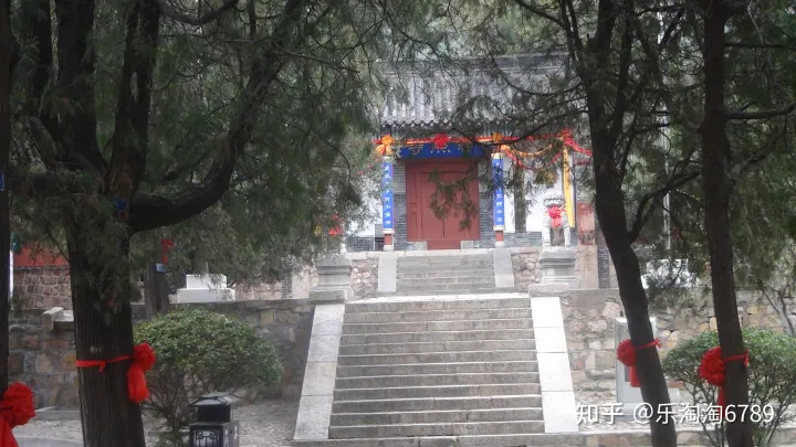 泰安一條街道,首有著名景點,尾有繁華夜市,低調卻有頂尖美食,內有一建筑承載了幾代人的記憶!(圖8) 泰安一條街道,首有著名景點,尾有繁華夜市,低調卻有頂尖美食,內有一建筑承載了幾代人的記憶!(圖8)