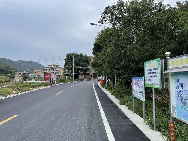 投資250多萬元！惠安這個村：鄉(xiāng)村道路“白改黑”鄉(xiāng)村振興“添新顏”(圖4)