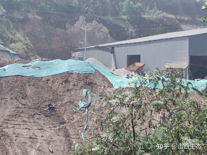 中陽縣金羅鎮無名洗沙廠大肆生產污染環境無人監管?(圖3) 中陽縣金羅鎮無名洗沙廠大肆生產污染環境無人監管?(圖3)