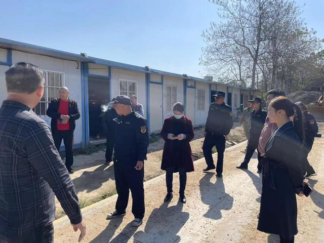 南昌縣銀三角：八方聯動出重拳打擊非法采砂出實效(圖1)