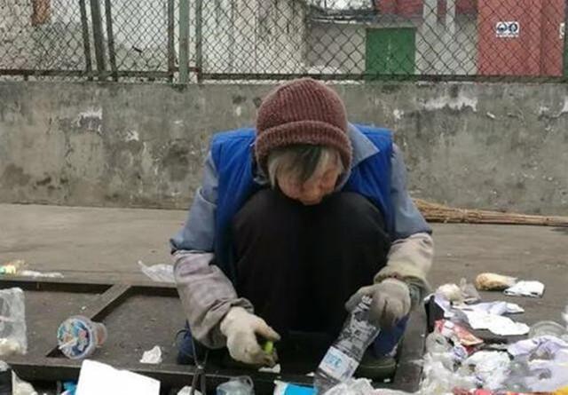 好心人廢品站老板，用3毛錢回收廢鐵，用水清洗后價值260萬(圖6)