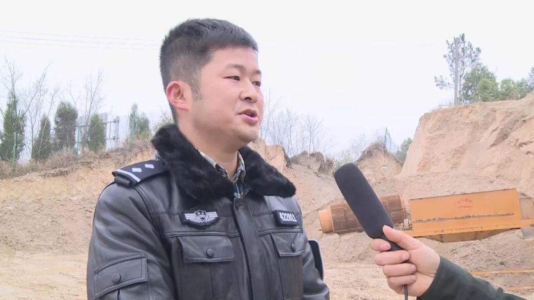 通城公安再發威，非法挖山洗砂犯罪團伙被一鍋端(圖6)