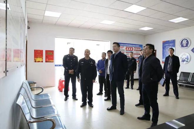 緊揪整治“牛鼻子”讓黑惡勢力無處生根——梧州市深化四大行業領域整治助推常態化掃黑除惡(圖3)
