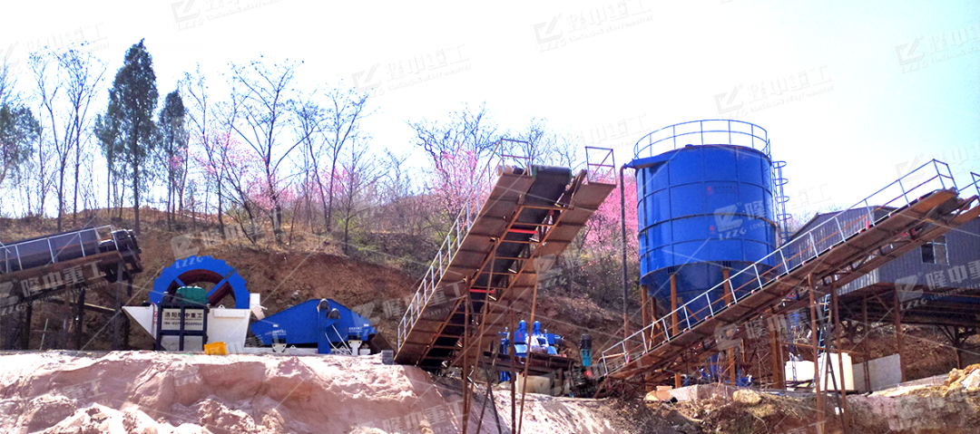 【客戶現場】隆中重工承建登封時產150噸環保洗砂回收零排放生產線投產！(圖2)