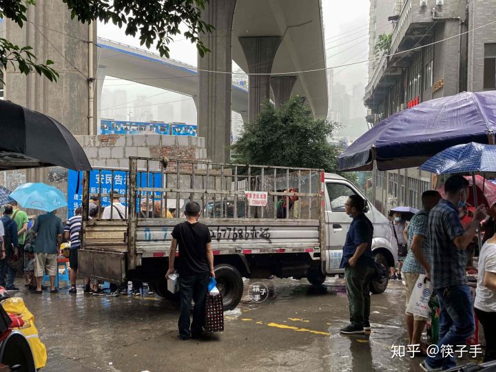 重慶最大舊貨市場,董家溪跳蚤市場有什么寶貝?(圖4) 重慶最大舊貨市場,董家溪跳蚤市場有什么寶貝?(圖4)