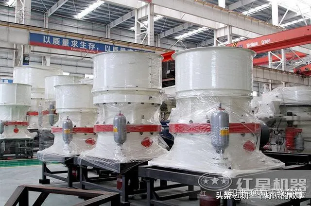 石頭制成沙有什么用?專業(yè)制砂設(shè)備有哪些?(圖5) 石頭制成沙有什么用?專業(yè)制砂設(shè)備有哪些?(圖5)