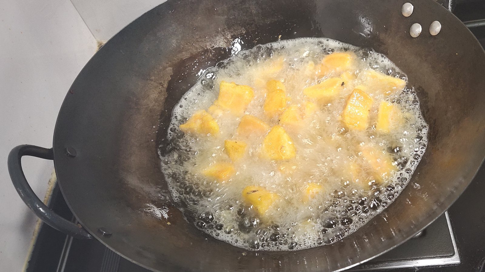 用冰糖還是白砂糖？油炒還是水炒？是否需要焯水？(圖7)