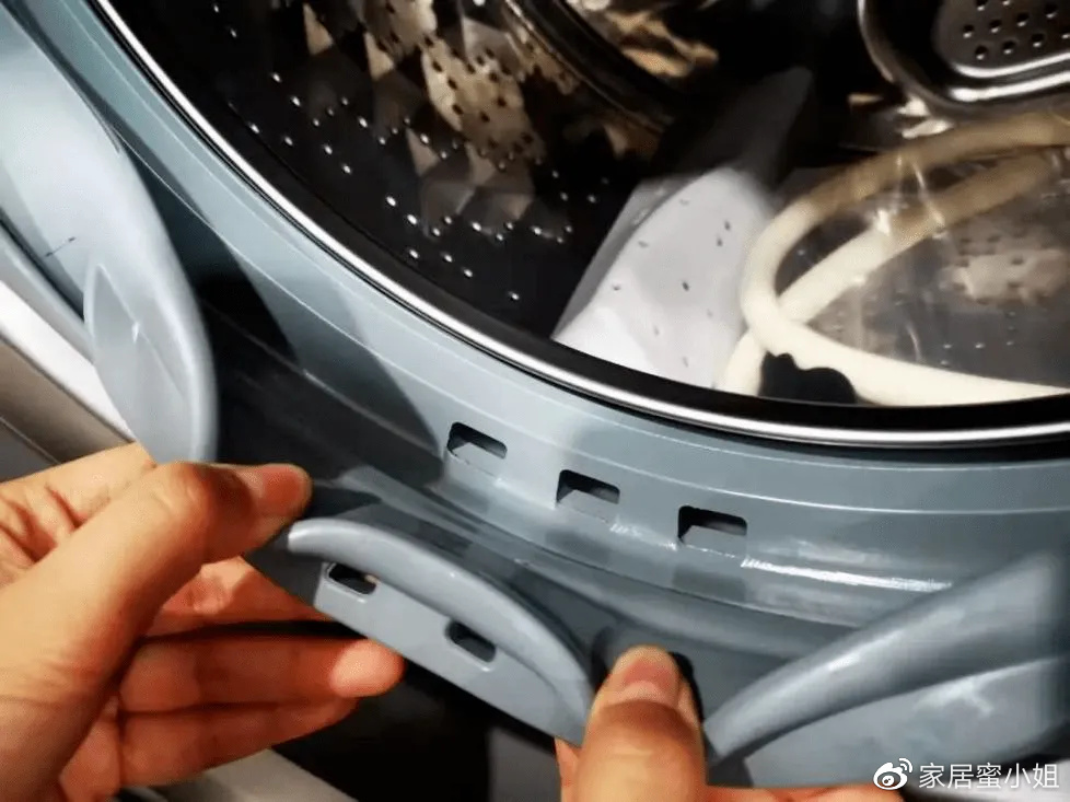 洗衣機(jī)太臟怎么辦？不用花錢找人清理，簡(jiǎn)單3步自己就能搞定(圖5)