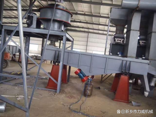 增碳劑石油焦振動篩多等級分顆粒大小篩(圖2) 增碳劑石油焦振動篩多等級分顆粒大小篩(圖2)